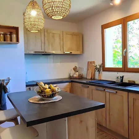 Holiday home Le Refuge Des Libellules